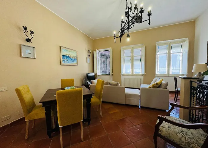 Penthouse Duomo Apartment Cefalù